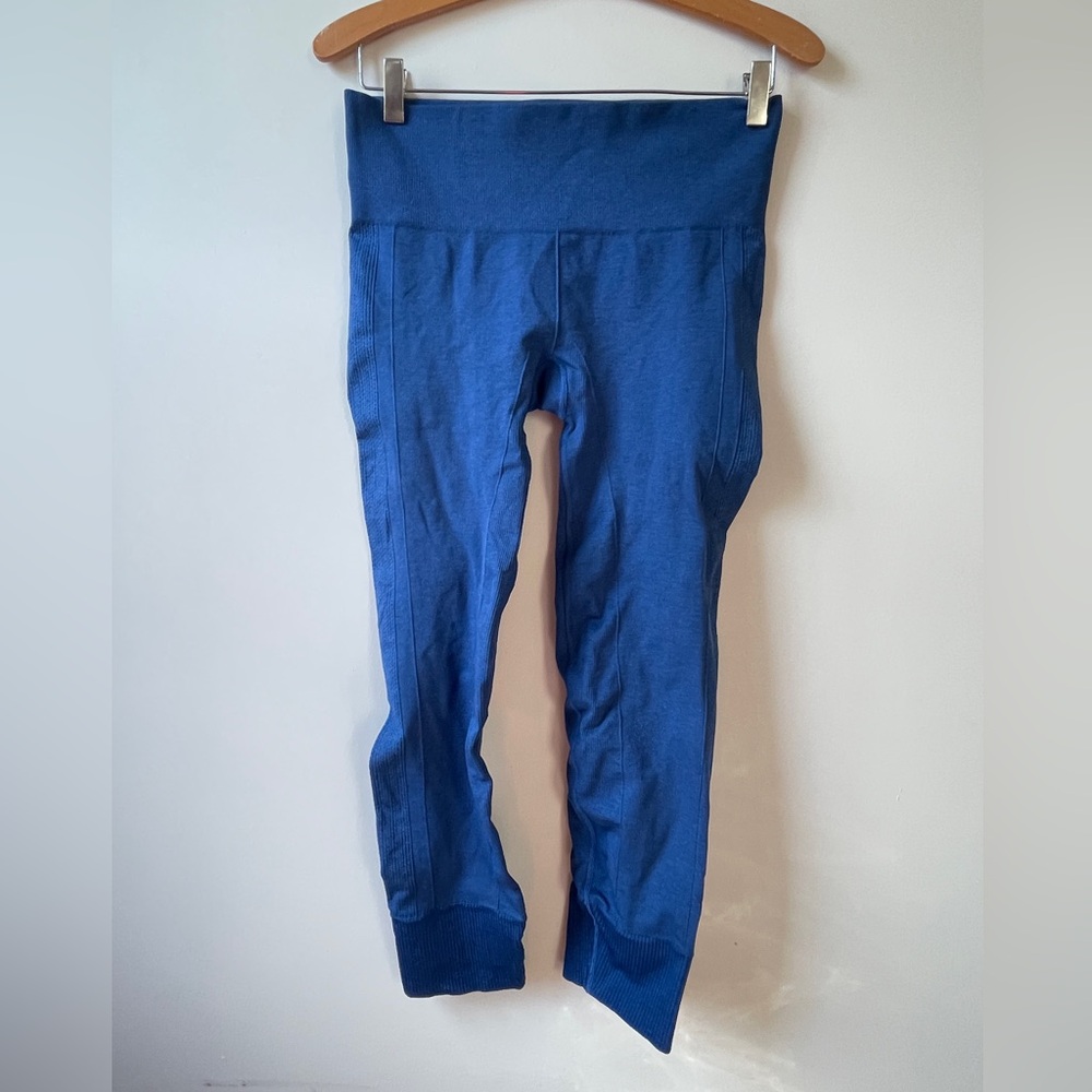 Lululemon blue leggings medium